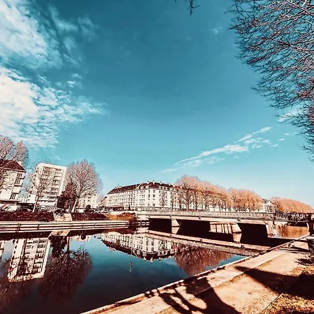 Proche Commodité Et Gare . Centre *