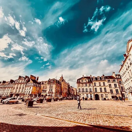 Appartement Proche Commodité Et Gare . Centre