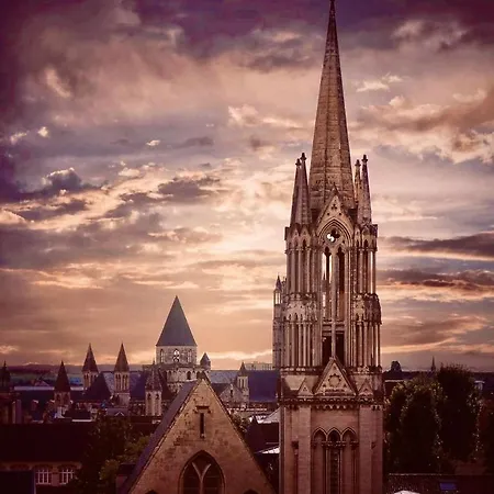 Appartement Proche Commodité Et Gare . Centre