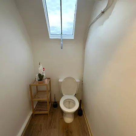 Proche Commodité Et Gare . Centre Appartement