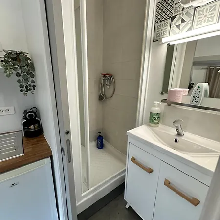 Proche Commodité Et Gare . Centre * Caen